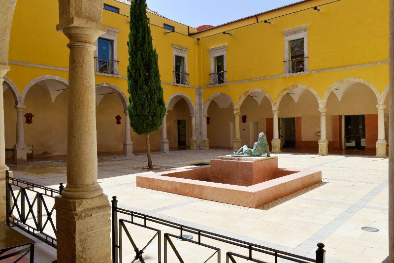 Pousada Convento De Ταβίρα Εξωτερικό φωτογραφία